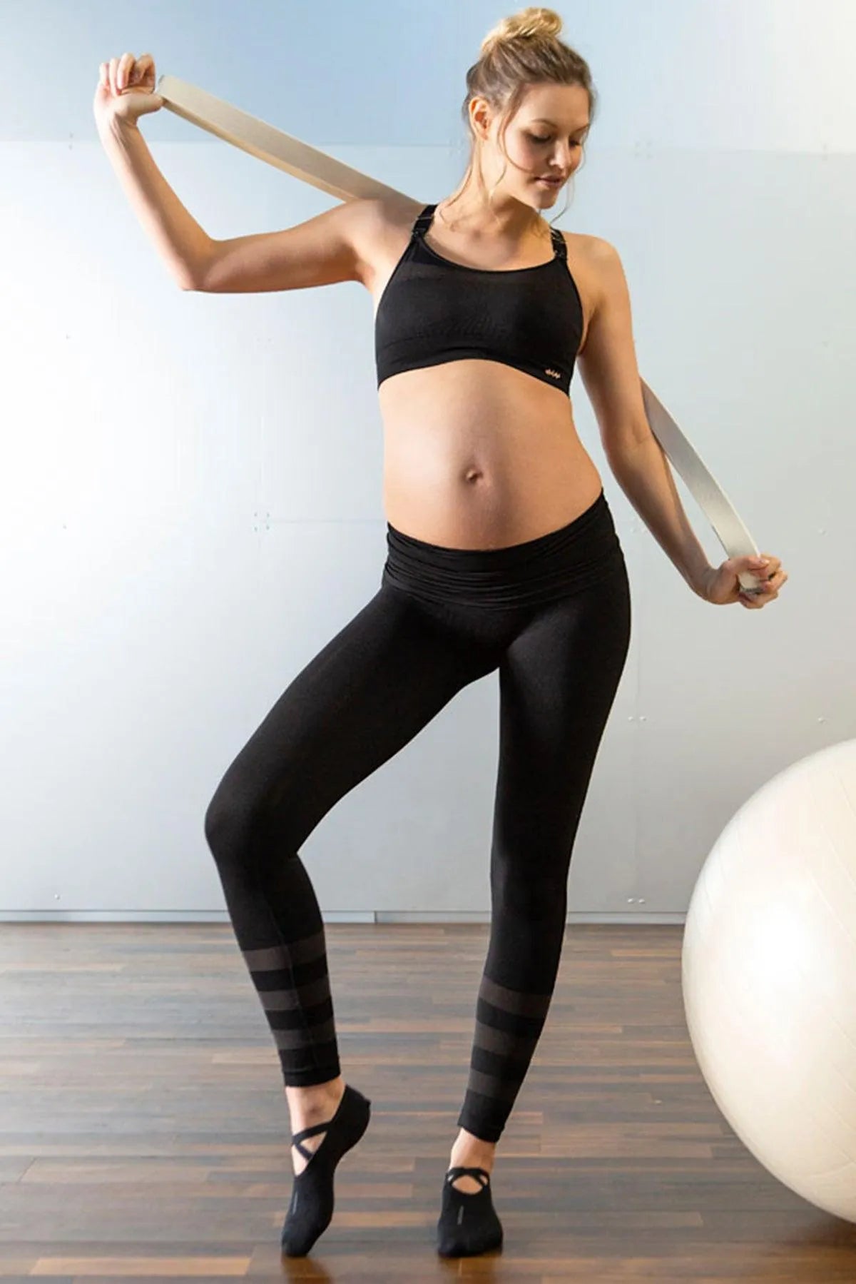 Maternity and Nursing Sports Bra WOMA Pietro Brunelli