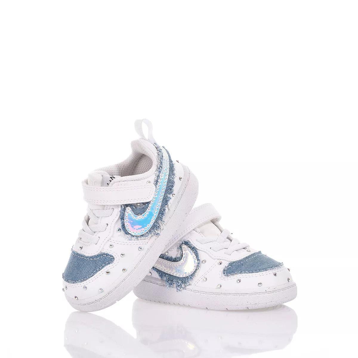 Scarpe bianche bambino con dettagli denim e brillantini, accessorio premaman neonato