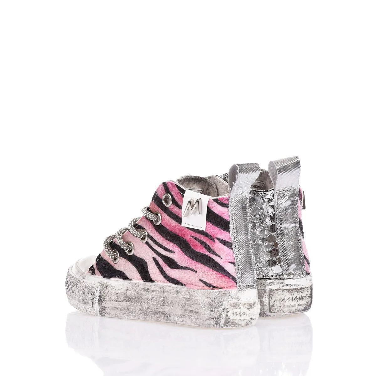 Sneakers premaman fantasia zebrata rosa e argento, ideali per look casual gravidanza