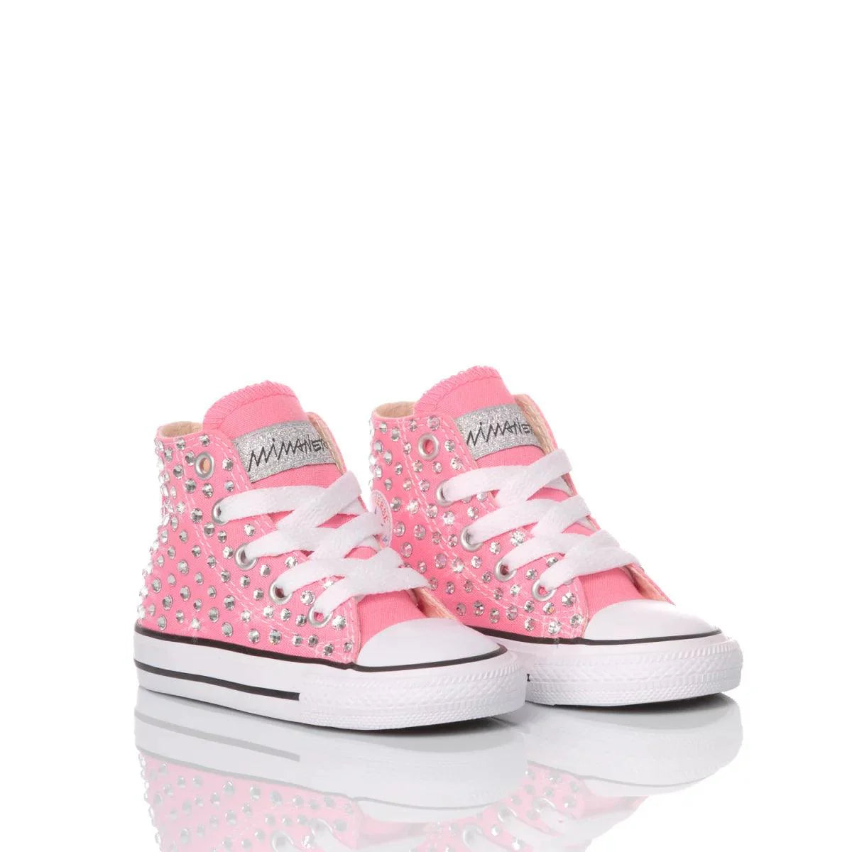 Scarpe neonato rosa con strass, ideali per outfit abbigliamento premaman e maternità
