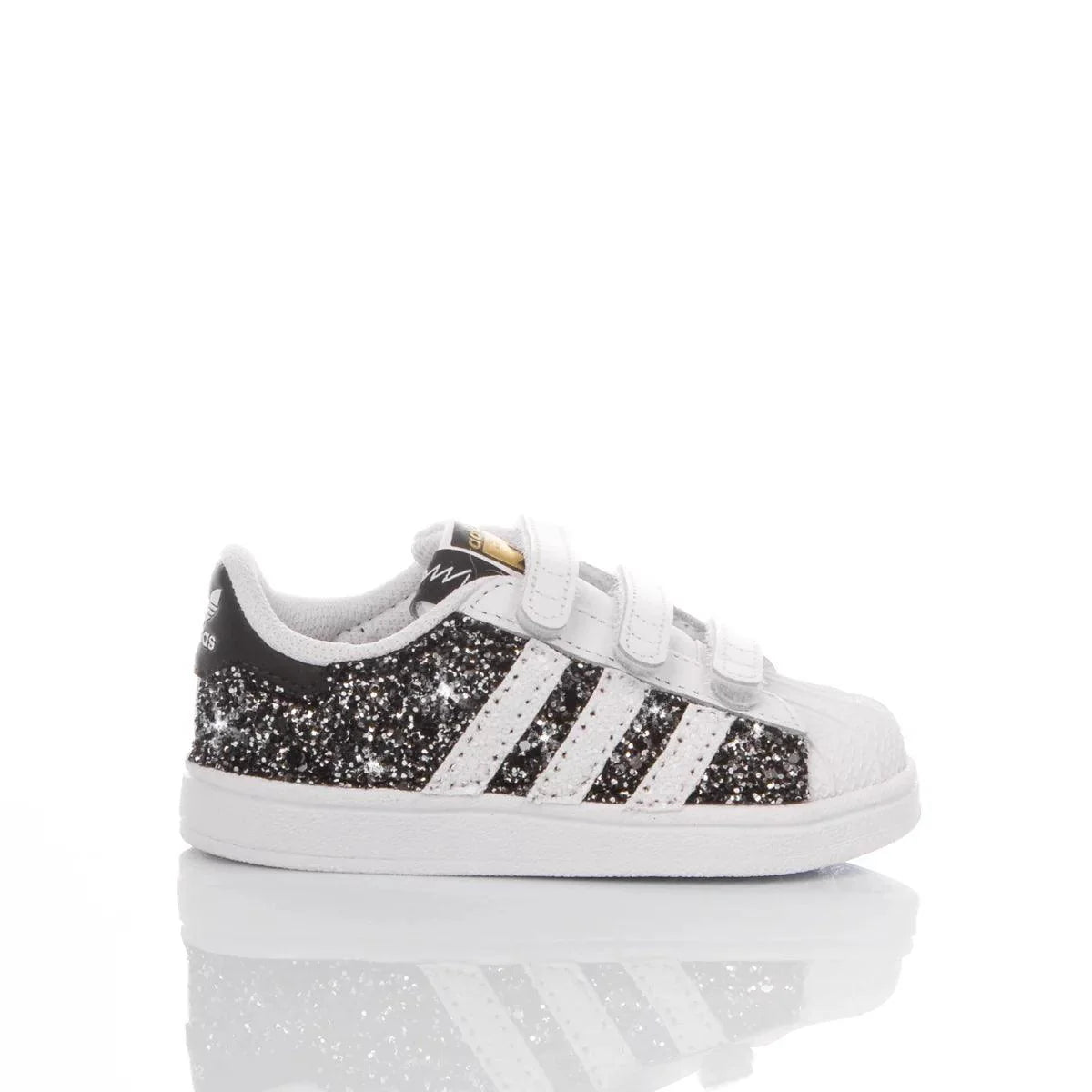 Scarpa bimbo glitterata nera e bianca, ideale per look premaman bambini alla moda