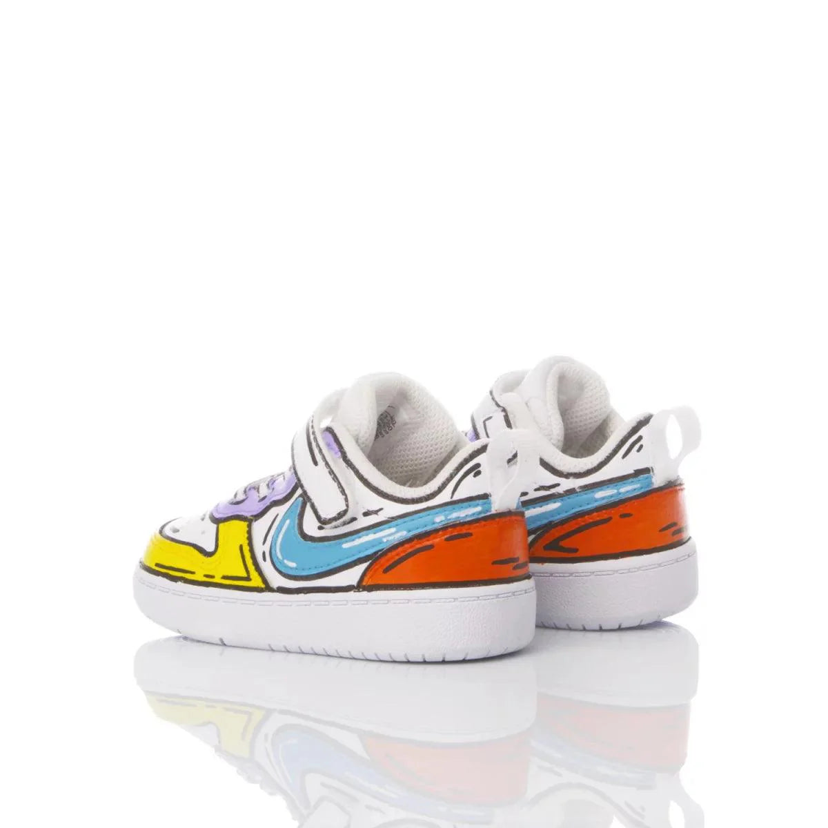 Scarpe bambino colorate, ideali per outfit premaman e abbigliamento premaman casual.