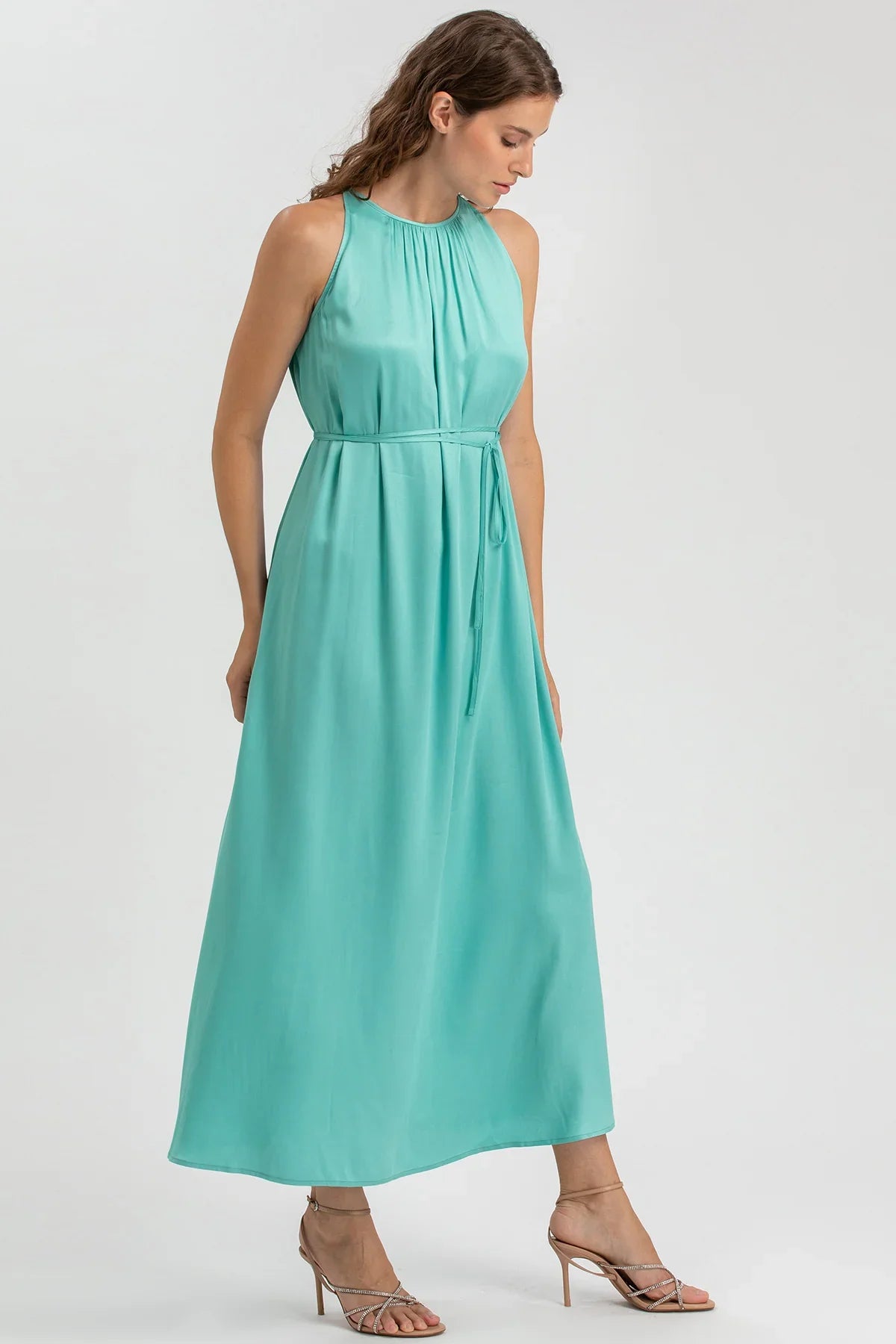 Vestito premaman lungo turchese senza maniche, elegante e comodo, ideale gravidanza