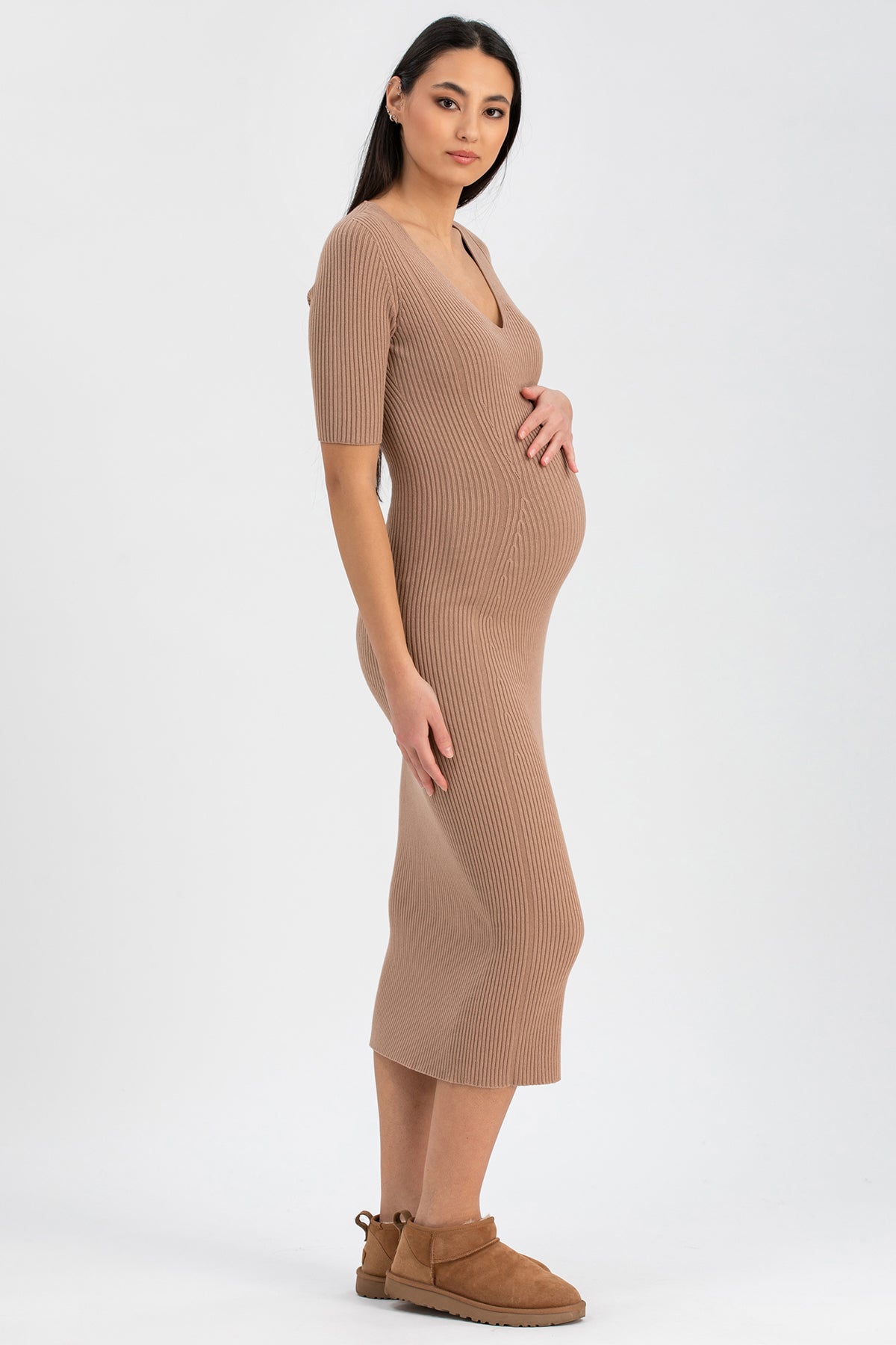 CARLOTTA | Abito Premamaman Aderente Beige con Maniche Corte