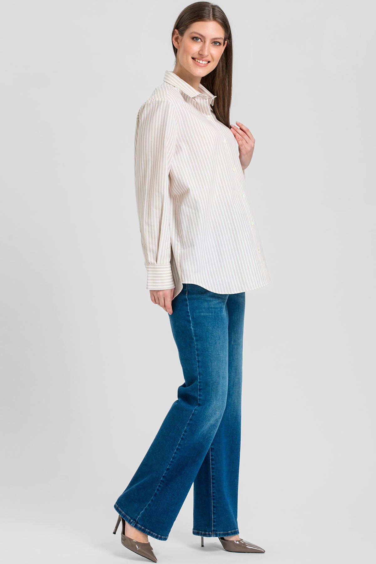 Jeans premaman a gamba larga con fascia elastica