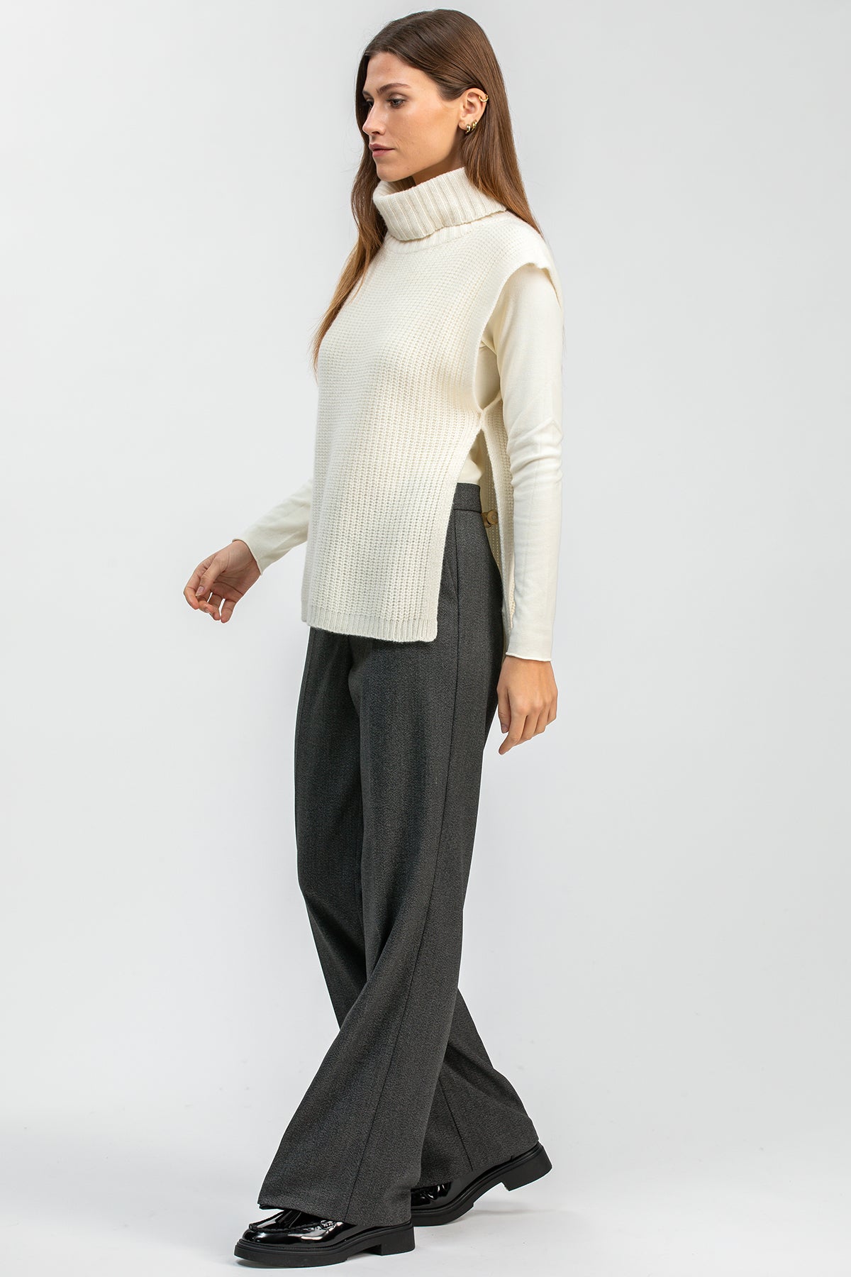 SANTA CATERINA | White Vest in Wool and Cashmere