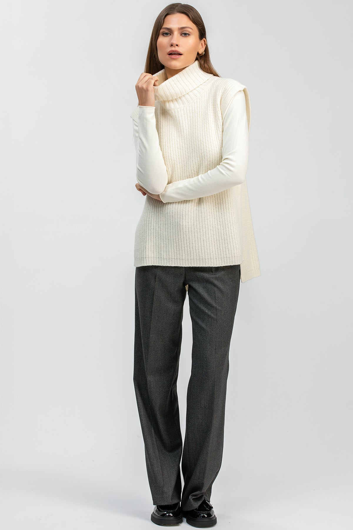 SANTA CATERINA | White Vest in Wool and Cashmere