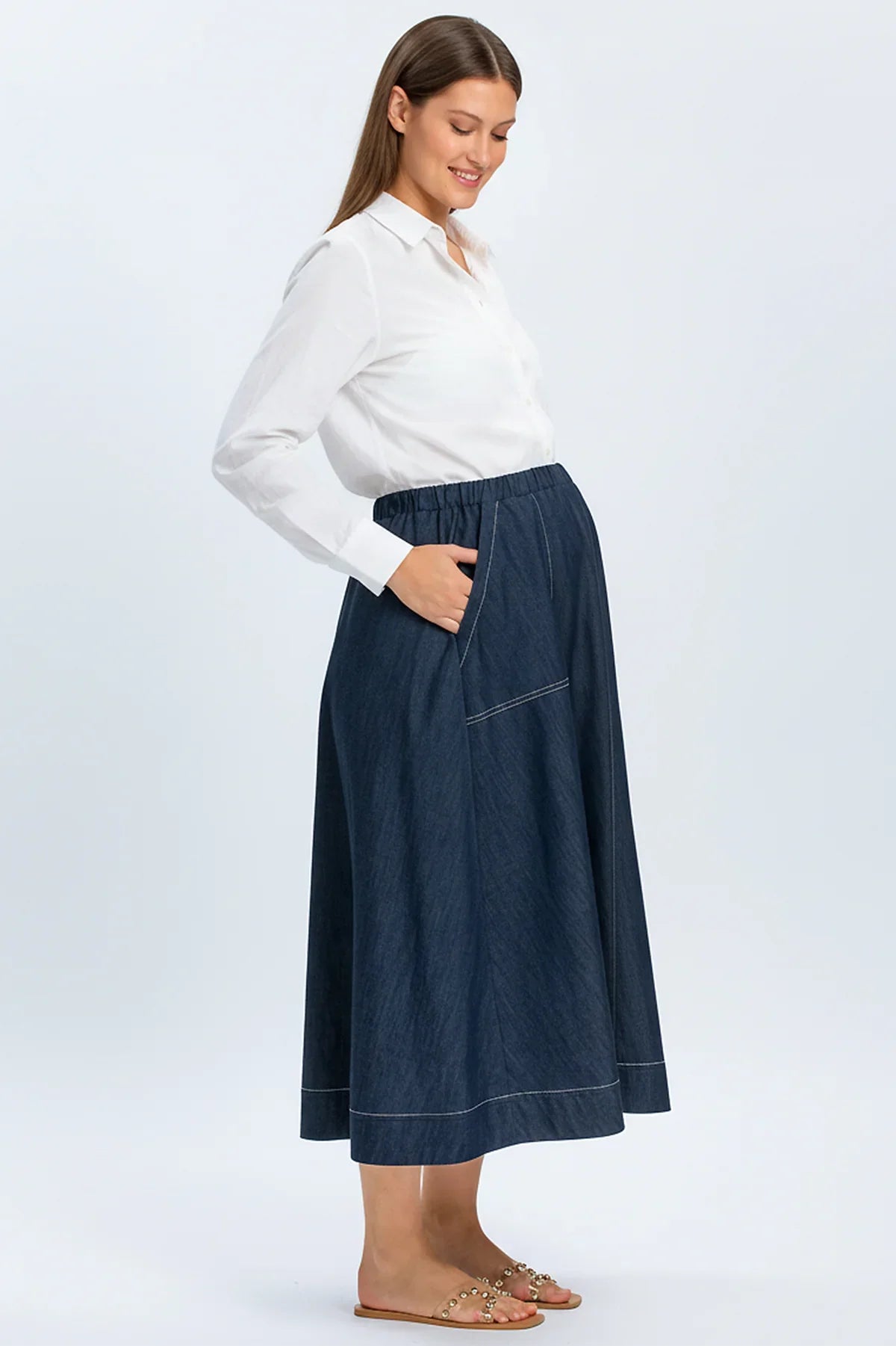 Gonna midi premaman in denim blu con elastico in vita, abbigliamento premaman elegante