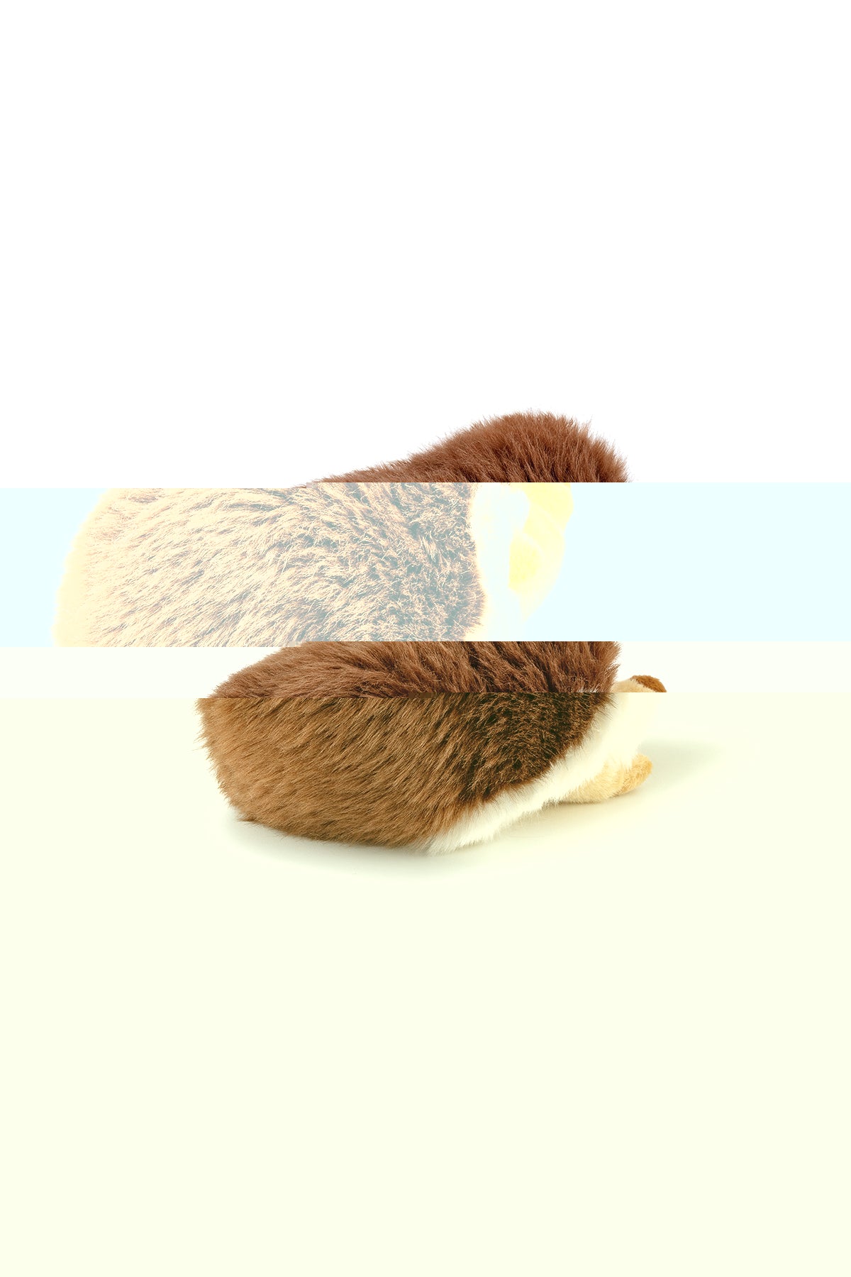 Riccio peluche marrone, accessorio tenero per abbigliamento premaman elegante