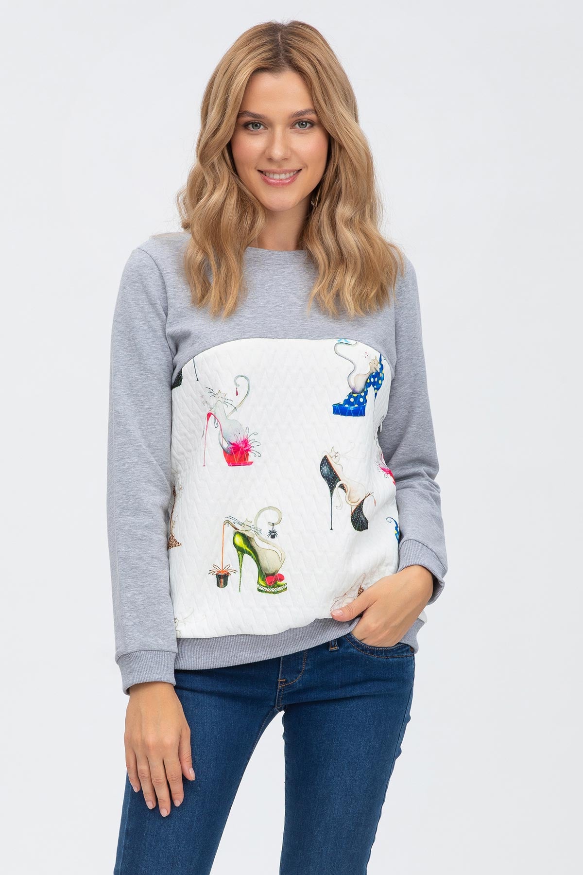 SANTA MONICA | Maternity and Nursing Sweater with Vogue Cats Pattern