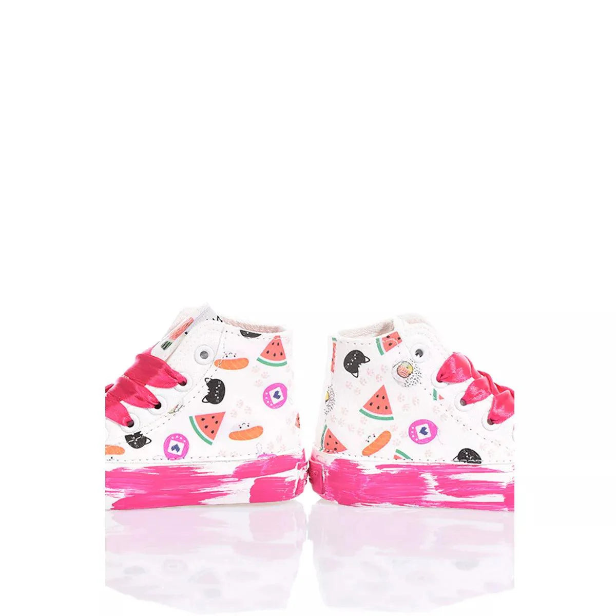 Scarpe bambino fantasia colorata, accessorio abbigliamento premaman, dettagli rosa vivaci