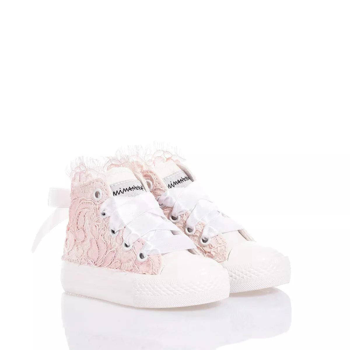 Sneakers rosa con pizzo e lacci bianchi, scarpe moda per abbigliamento premaman elegante
