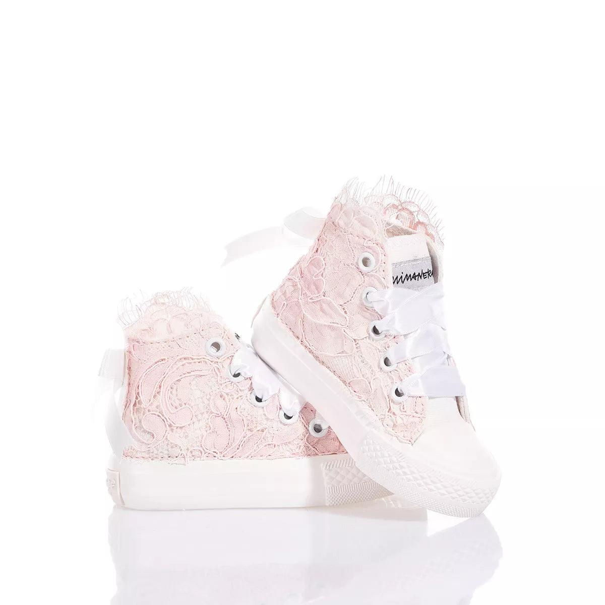 Sneakers rosa in pizzo eleganti per abbigliamento premaman, moda gravidanza