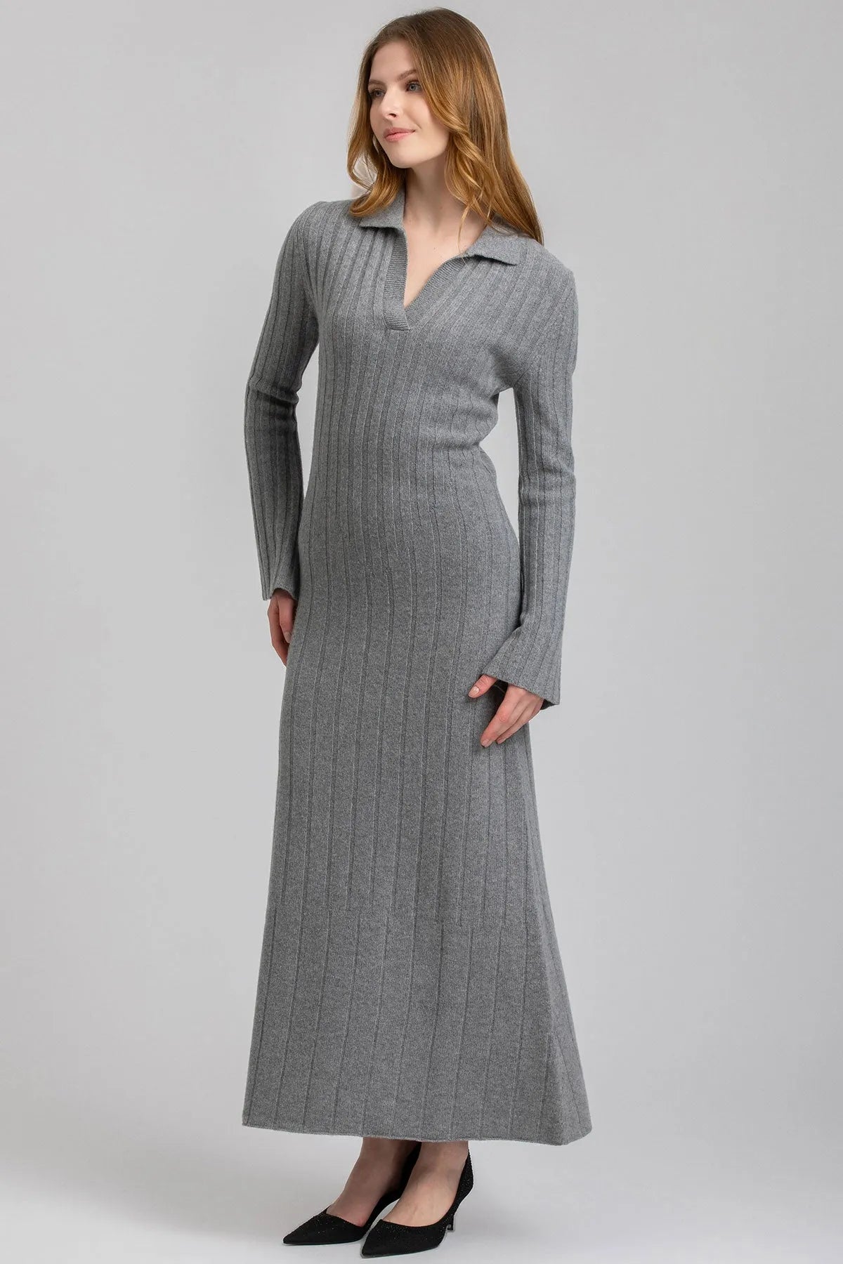 BEATRICE | Abito Svasato Grigio con Colletto in Pura Lana Merinos e Cachemire - Pietro Brunelli