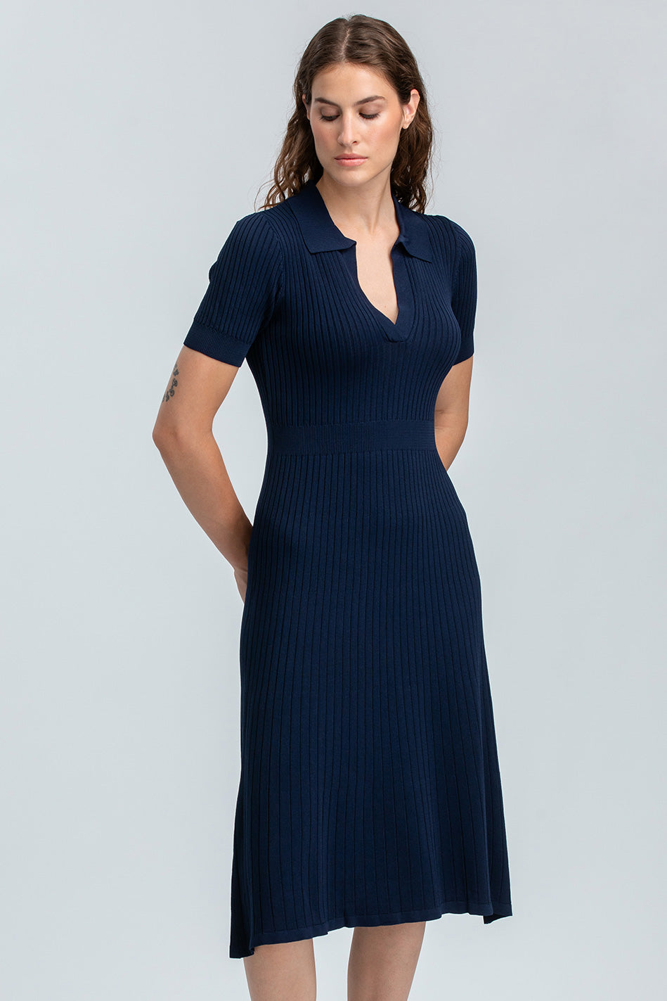 AZALEA | Abito Svasato Blu Scuro con Colletto