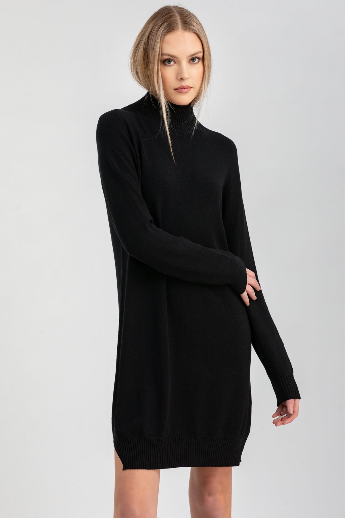 FELICIA | Black Dress with Long Sleeves