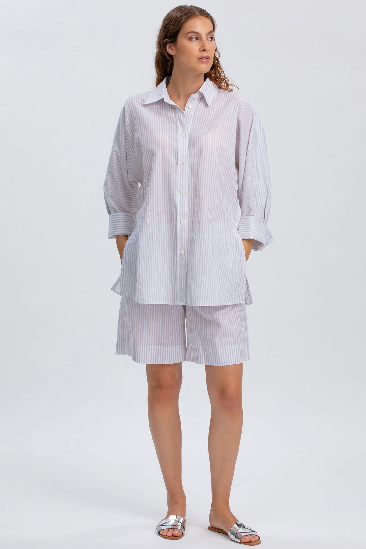 LIPARI | Camicia Oversize in Lino a Righe Grige
