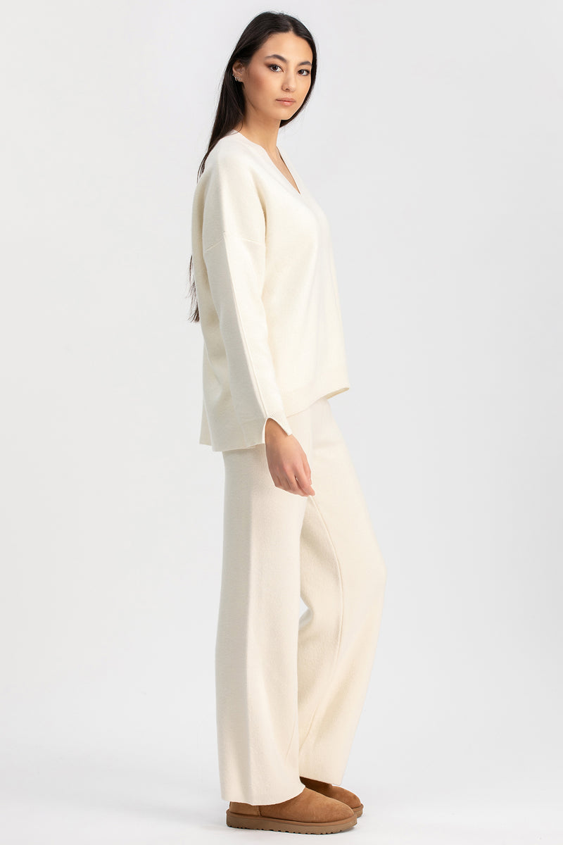 COURMAYER | White V-Neck Sweater in Wool and Cashmere