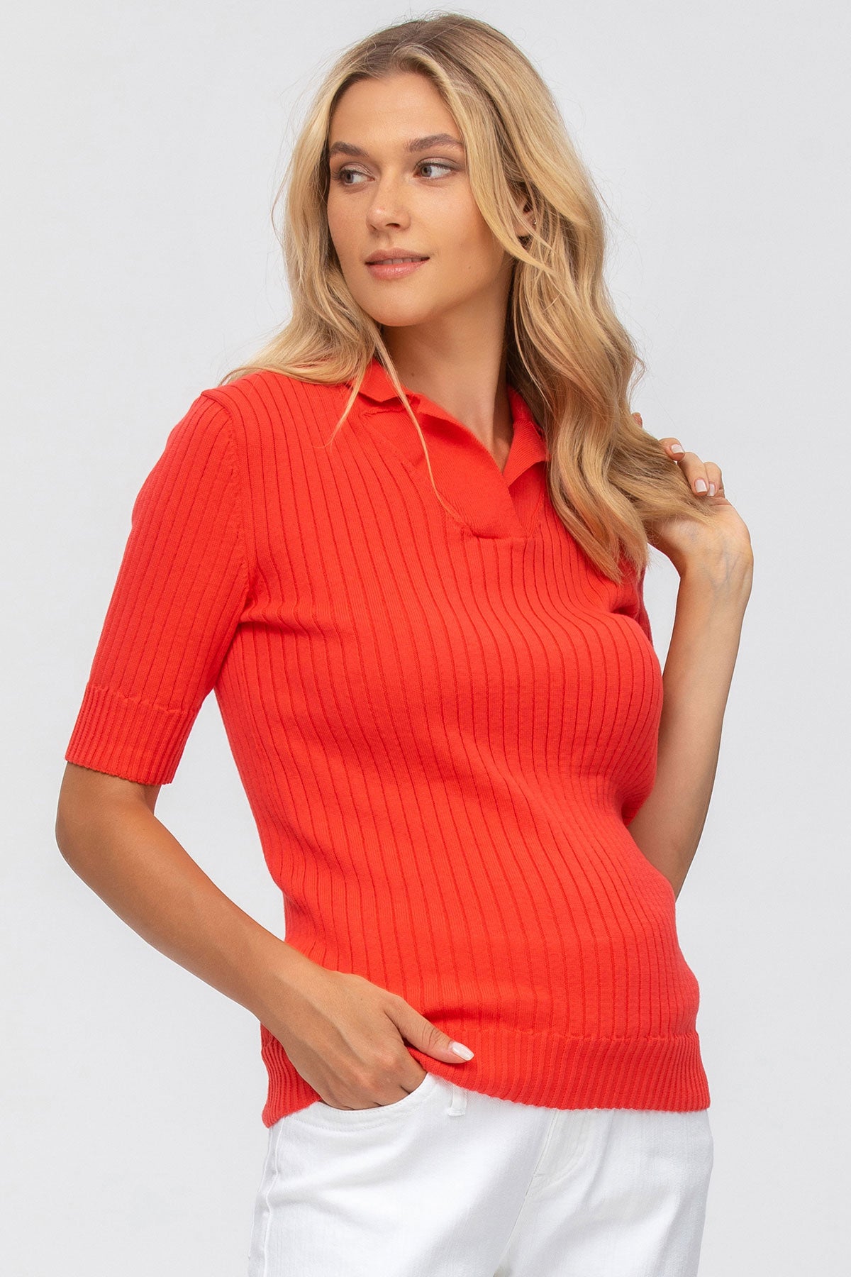 CHRISTINE | Red Ribbed Maternity Top with Collar