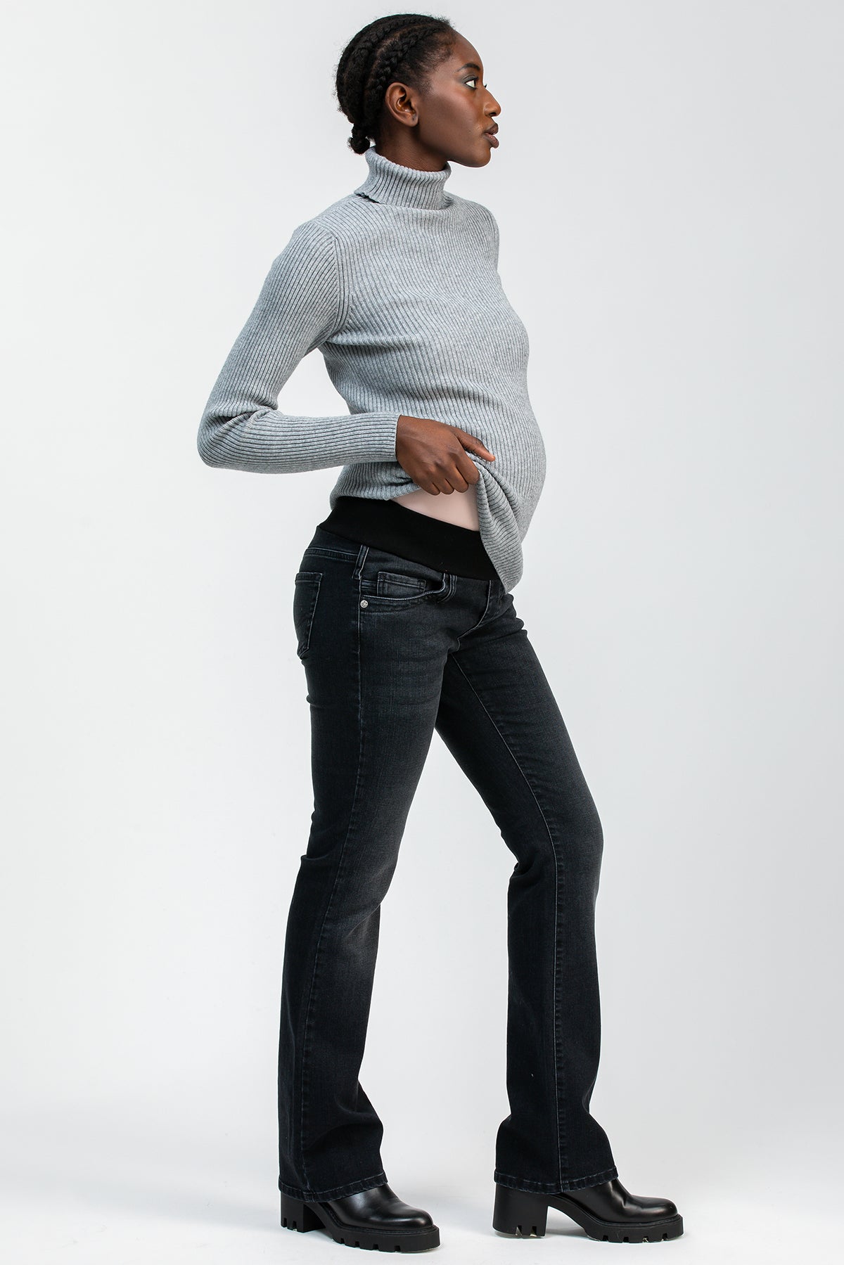 SLIM BOOTCUT W997 | Jeans Premaman con Gamba Leggermente Svasata