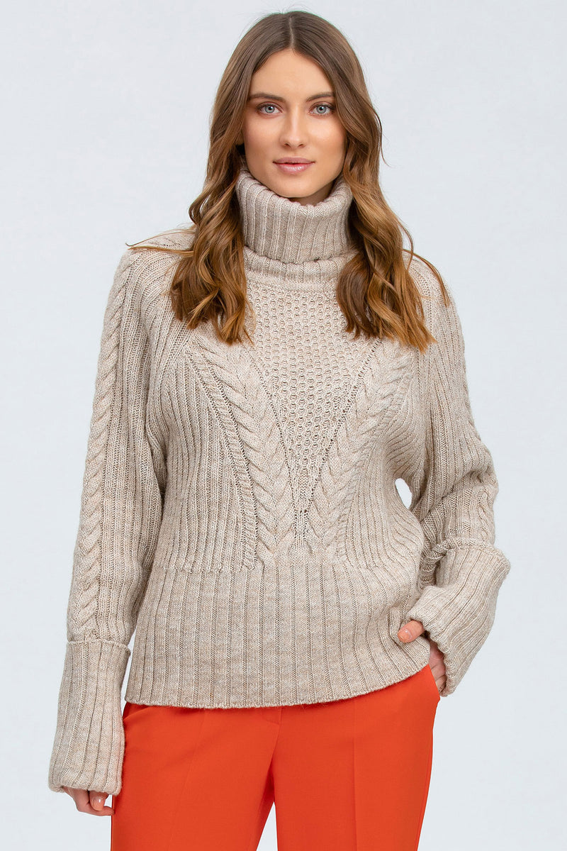 Cable knit sweater in wool and cashmere