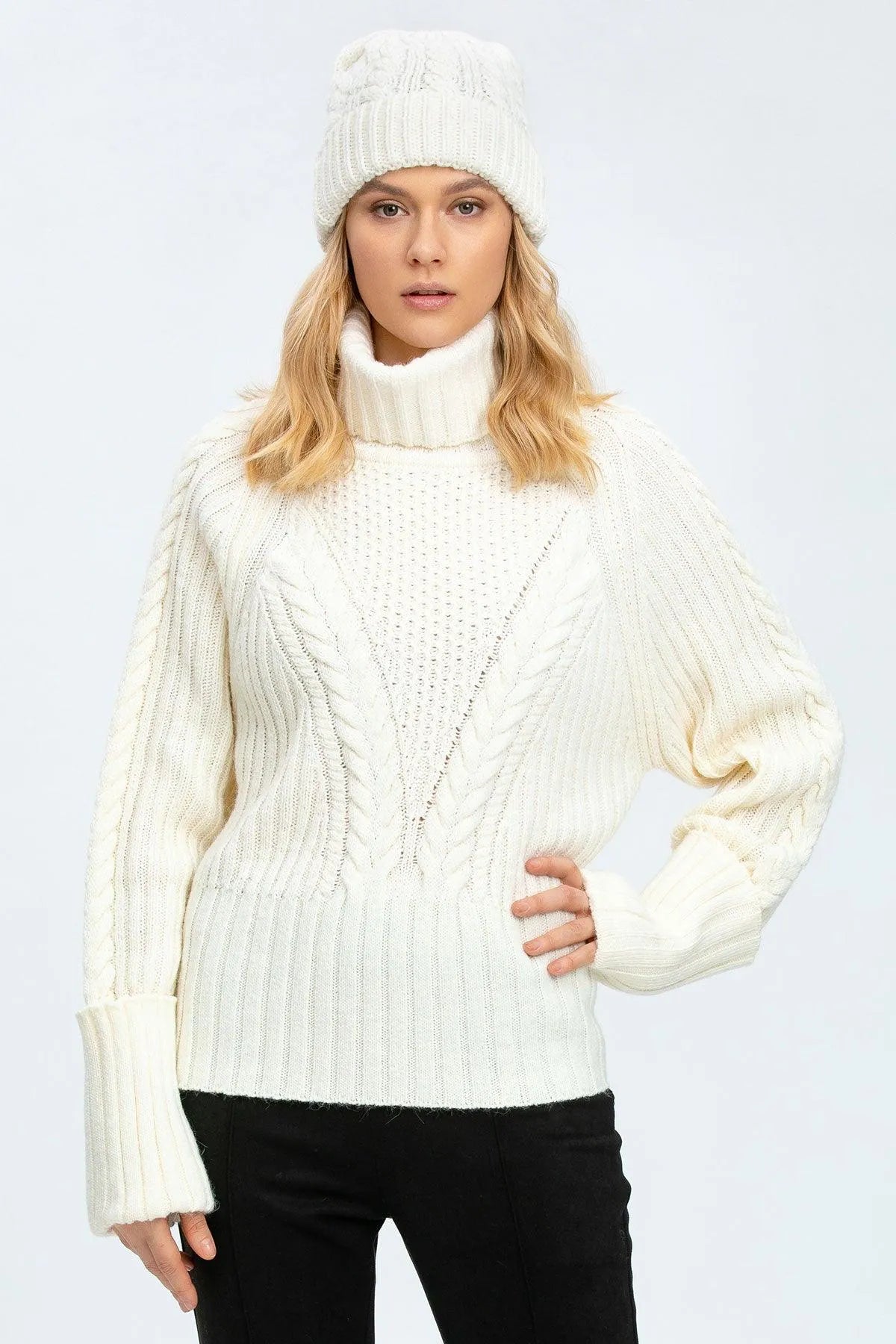 COURCHEVEL | Maglione Bianco Con Trecce in Lana e Cachemire - Pietro Brunelli