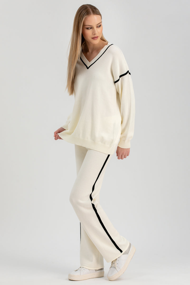 CRYSTAL | White Straight-Leg Pants