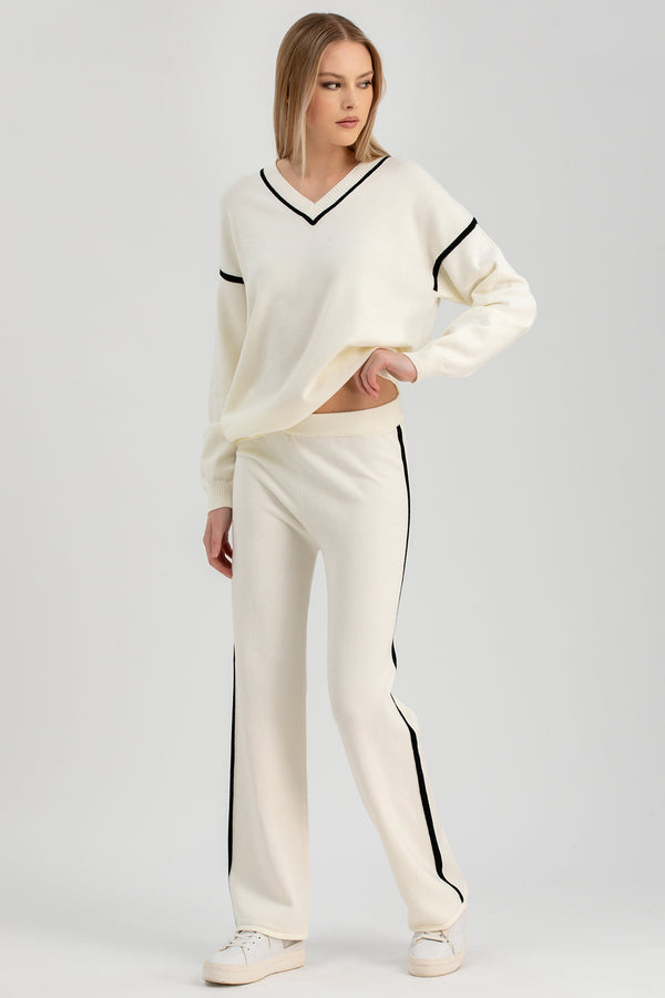 CRYSTAL | White Straight-Leg Pants
