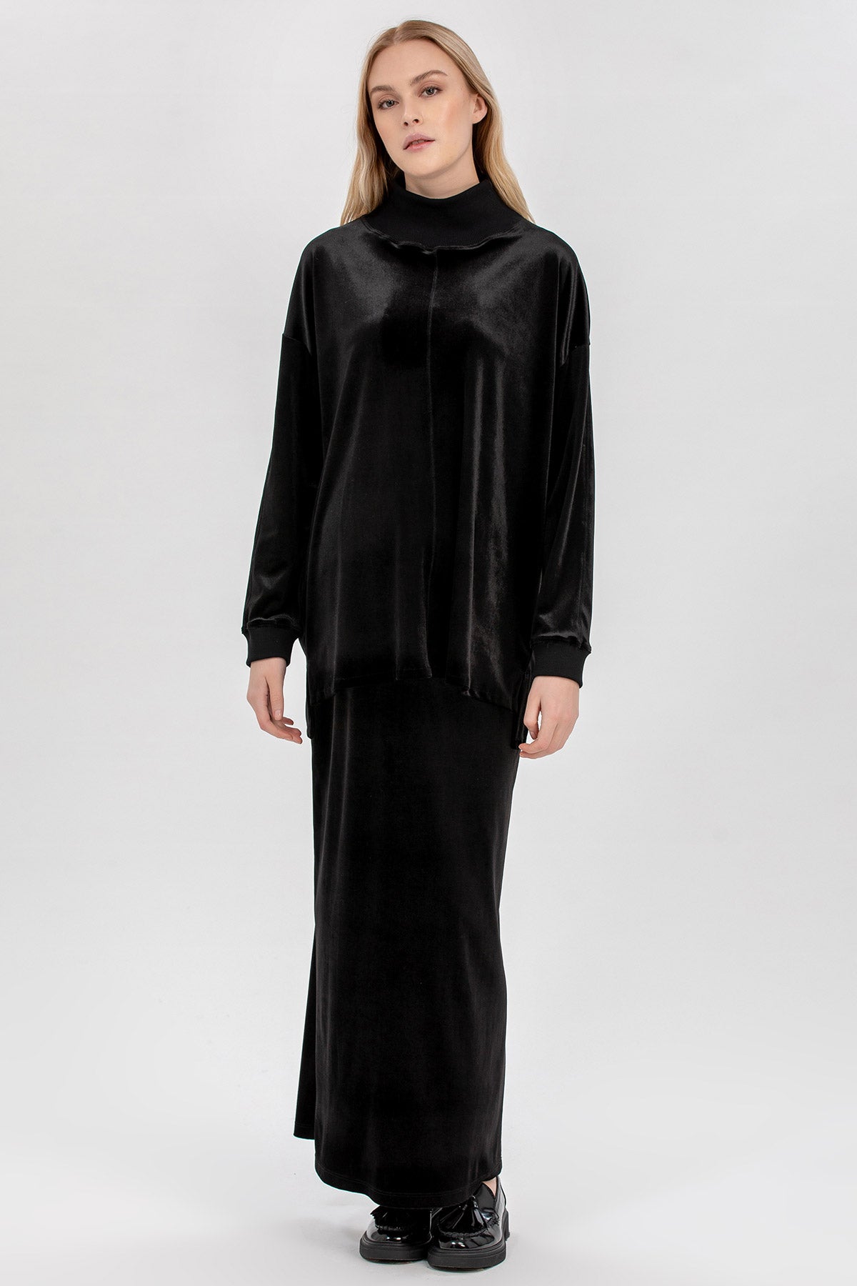 MADELINE | Gonna Maxi Premaman in Velluto Nero in tessuto non-trasparente, Tznius Maternity Skirts, Modest maternity skirt