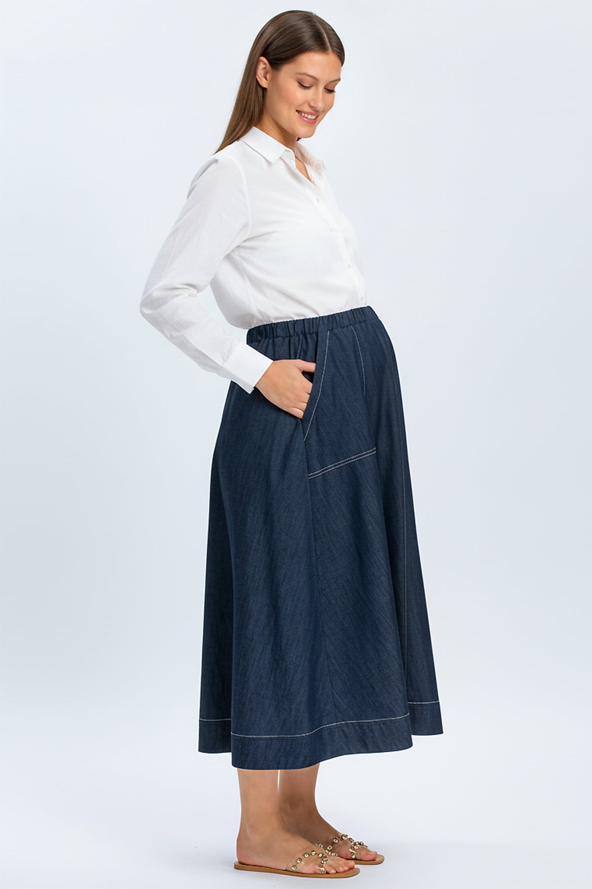 Gonna midi premaman in denim blu con elastico in vita, abbigliamento premaman elegante