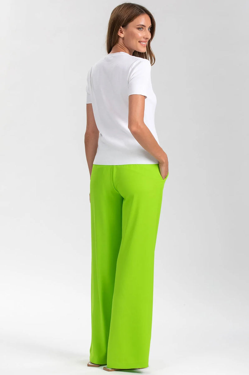 APRIL | White Maternity T-Shirt with Round Neckline