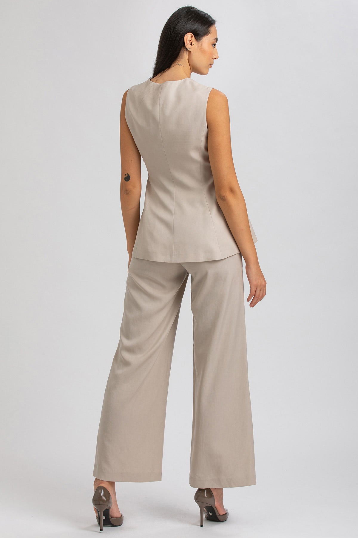 DARCY | Beige Maternity Vest