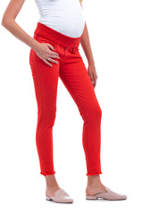 RED JEGGINGS | Maternity jeans with frayed hem