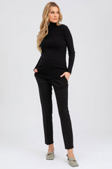Pantaloni premaman neri ideali per un "dress code" da ufficio.